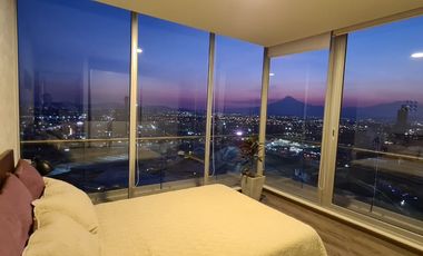 Departamento de Lujo en Renta | Angelópolis | Amueblado | 105 m² | 2 Recámaras | Piso 21 | $31,000 (mantenimiento incluido)