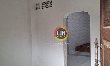 Dijual Rumah Besar Murah di pedurungan