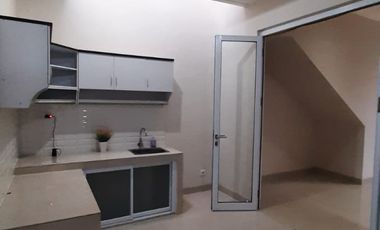 Disewakan Rumah 2 Lantai Graha Raya Siap Huni Unfurnished