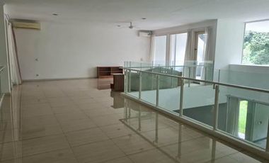 For Rent Beautiful Stand Alone House With A Huge Land And Feel Like Living In A Resort Located In Kemang Jakarta Selatan Area