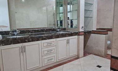 For Rent Beautiful Stand Alone House With A Huge Land And Feel Like Living In A Resort Located In Kemang Jakarta Selatan Area