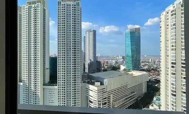Studio full furnished city view