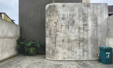 Rumah Industrial Estetik di Arcamanik – Tanah Luas, Desain Unik, Bikin Betah & Jarang Ada