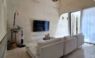 Rumah Industrial Estetik di Arcamanik – Tanah Luas, Desain Unik, Bikin Betah & Jarang Ada