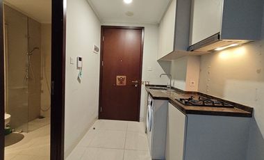 Jalan Kaki Ke Mall Green Sedayu, Disewakan Studio Green Sedayu Taman Palem Furnish, City View, Fasilitas Kolam Renang, ATM Center, Fitness Center