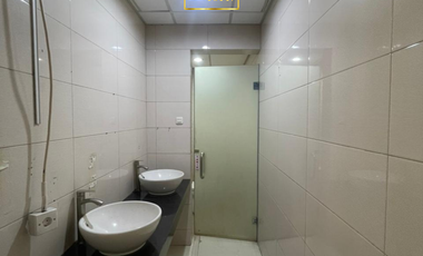 5-Storey Commercial Building in Menteng – Ideal for Office, Institution, or Business