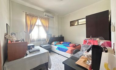 Dijual Rumah Bagus Posisi Hook Luas dan Terawat di Setra Duta