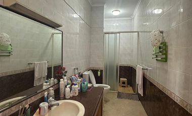 Dijual Rumah Bagus Posisi Hook Luas dan Terawat di Setra Duta