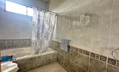 Dijual Rumah Bagus Posisi Hook Luas dan Terawat di Setra Duta