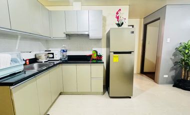 HOT DEAL IN MAKATI CBD – FULLY FURNISHED 2BR WITH PARKING @ THE BEACON AMORSOLO | ₱40K
