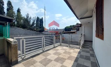 Sewa Rumah full furnished nyaman Cipedes strategis dekat sutami pasteur Bandung Utara Security 24 jam