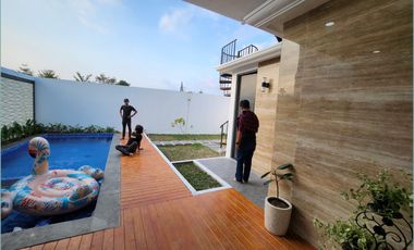 RUMAH 2 LANTAI  DEKAT EXIT TOL GAMPING DAN KAMPUS UMY SLEMAN YOGYAKARTA