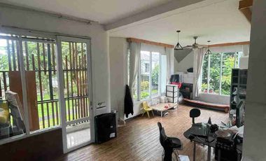 Dijual Rumah Lux Posisi Hook Di Cimahi