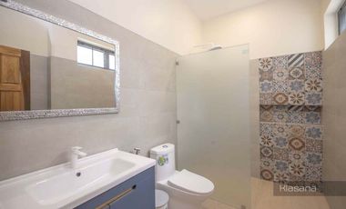 Amazing Four Bedroom Home, Set in a Private Mountain Valley