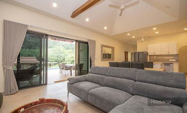 Amazing Four Bedroom Home, Set in a Private Mountain Valley