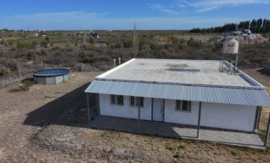 Vendo emprendimiento productivo o turistico en Doradillo,casa,quinta,galpon y viñedo boutique