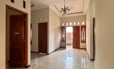 Di Jual Rumah Nyaman Siap Huni Di Pusat Kota Blitar