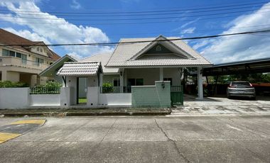 A resort‑style detached home for sale at “Lanna Thara,” Phichsuanlok Road, Hang Dong, Chiang Mai—where privacy meets panoramic mountain and rice‑field