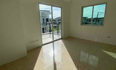 4Bedrooms Brand New Elegant ,Modern Two Storey House and Lot for Sale Ready to movein Estefania Bacolod City