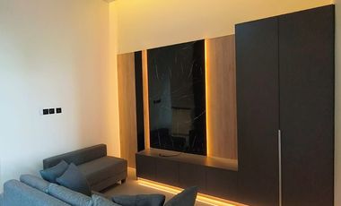 RUMAH MEWAH SOLO BARU DEKAT RS OEN DAN AL AZHAR