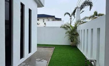 Modern House with Swimming Pool for Rent in Angeles City – Expat Community Near SM Clark