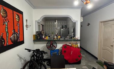 En alquiler departamento de 3 dormitorios en Guayacanes.