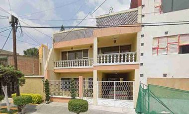 Venta de Casa en Zahuatlan, Tlalnepantla.