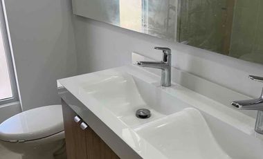 VENTA DE UNIDAD CASA VENTÓ AVENIDA DEL LAGO JAMUNDÍ