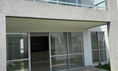 VENTA DE UNIDAD CASA VENTÓ AVENIDA DEL LAGO JAMUNDÍ