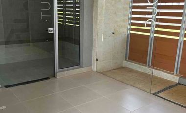 VENTA DE UNIDAD CASA VENTÓ AVENIDA DEL LAGO JAMUNDÍ