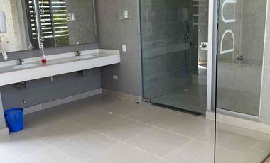 VENTA DE UNIDAD CASA VENTÓ AVENIDA DEL LAGO JAMUNDÍ