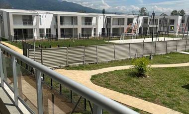 VENTA DE UNIDAD CASA VENTÓ AVENIDA DEL LAGO JAMUNDÍ