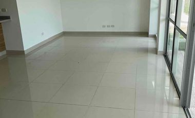 ALQUILA CASA EN UNIDAD CASA VENTÓ ALFAGUARA AVENIDA DEL LAGO