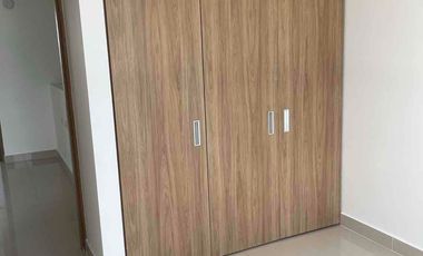 ALQUILA CASA EN UNIDAD CASA VENTÓ ALFAGUARA AVENIDA DEL LAGO