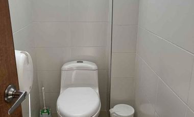 ALQUILA CASA EN UNIDAD CASA VENTÓ ALFAGUARA AVENIDA DEL LAGO