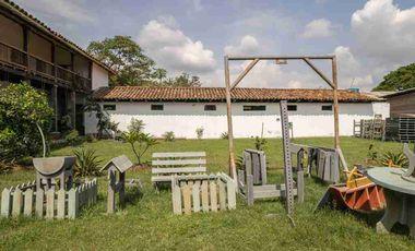 VENDO LOTE CON CASA PATRIMONIAL ZONA AEROPUERTO 21.000 m2