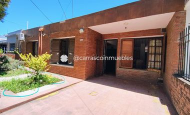 Venta Bº MARCELO T. DE ALVEAR. amplia casa 3 dorm