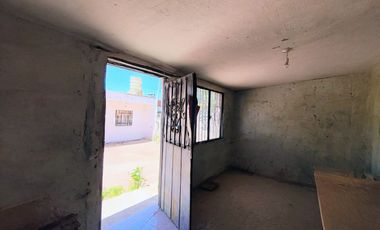 Venta Bº MARCELO T. DE ALVEAR. amplia casa 3 dorm