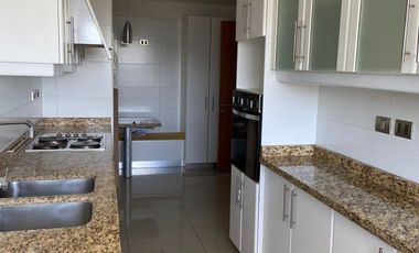 Departamento 3 dormitorios, 3 baños, 2 estacionamientos.