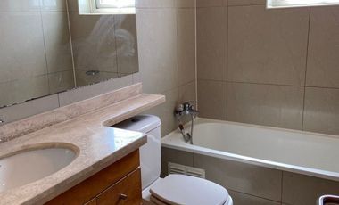 Departamento 3 dormitorios, 3 baños, 2 estacionamientos.