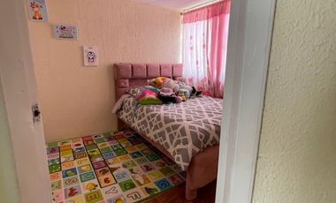 Casa en venta  de 110 m2, en zona céntrica de  la Mitad del Mundo , Quito , Ecuador.