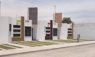 VENTA DE CASA EN VALLE DEL ROBLE