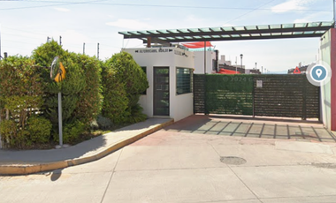 VENTA DE CASA EN VALLE DEL ROBLE