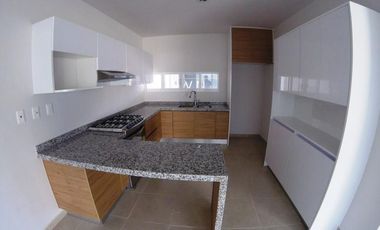 CASA EN VENTA EN AGUASCALIENTES, ZONA NORTE, PRIVADA VIÑA REAL