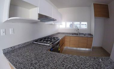 CASA EN VENTA EN AGUASCALIENTES, ZONA NORTE, PRIVADA VIÑA REAL