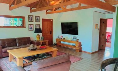 SE VENDE HERMOSA CASA EN PARCELA – CAMINO A NIÁGARA, TEMUCO