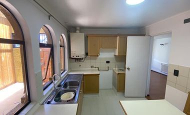 SE VENDE EXCELENTE CASA EN CONDOMINIO CERRADO VILLA BAYONA