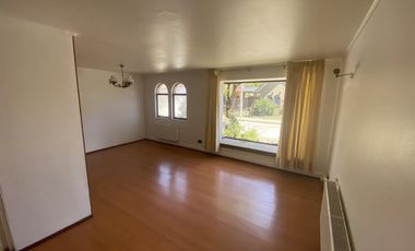 SE VENDE EXCELENTE CASA EN CONDOMINIO CERRADO VILLA BAYONA