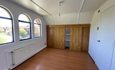 SE VENDE EXCELENTE CASA EN CONDOMINIO CERRADO VILLA BAYONA