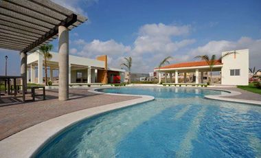 Terreno en Venta en Casa Fuerte Residencial – Frente a Parque